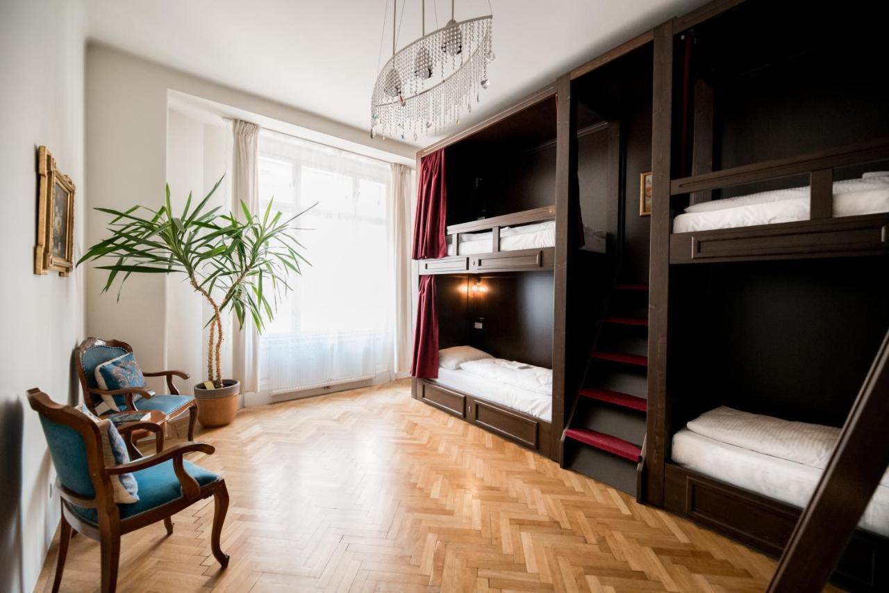Vienna Boutique - Premium Hostel מראה חיצוני תמונה