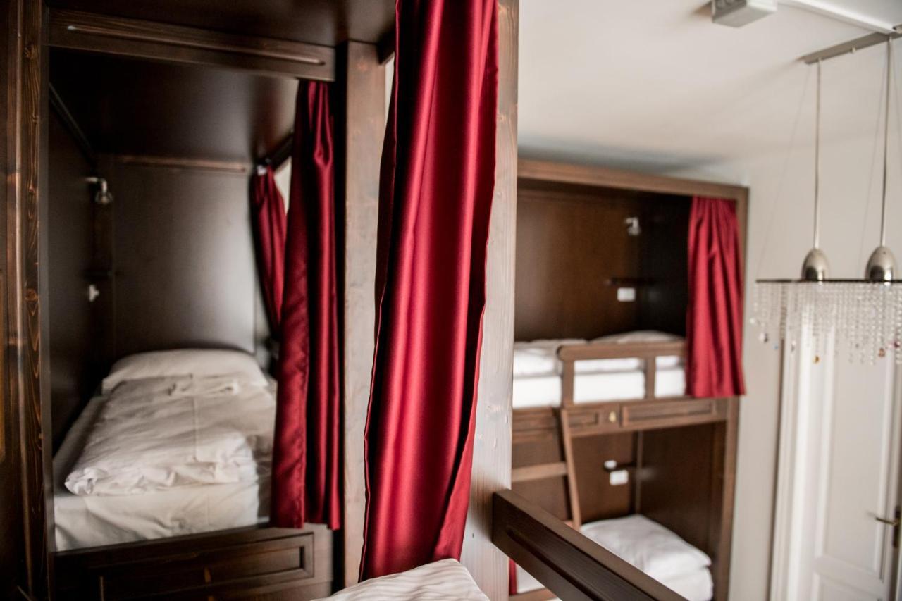 Vienna Boutique - Premium Hostel מראה חיצוני תמונה