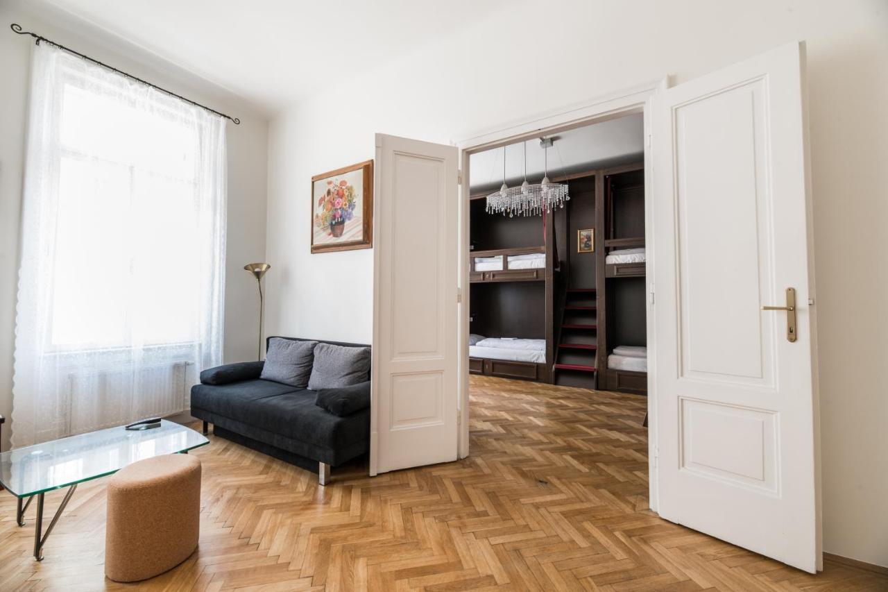 Vienna Boutique - Premium Hostel מראה חיצוני תמונה