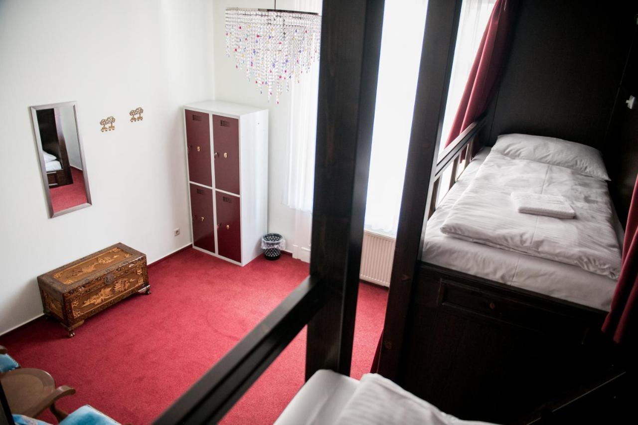 Vienna Boutique - Premium Hostel מראה חיצוני תמונה