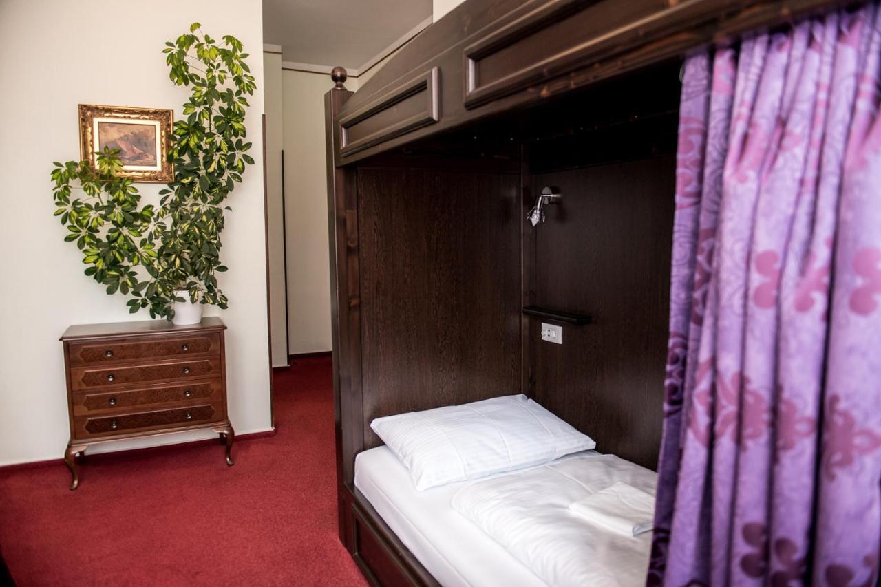 Vienna Boutique - Premium Hostel מראה חיצוני תמונה